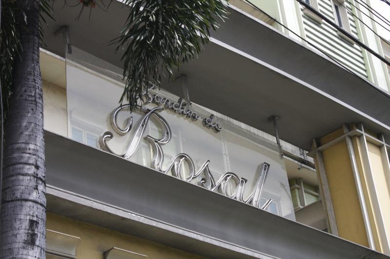 Jardin De Rosal Hotel Pasig City Екстер'єр фото